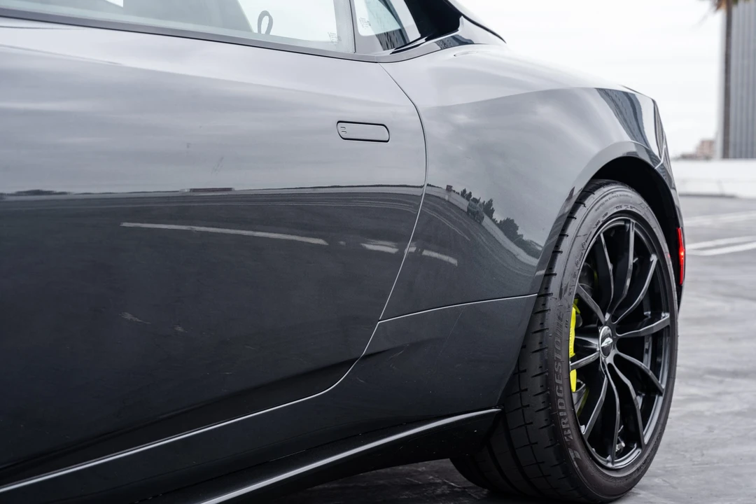 2019 Aston Martin DB11 AMR - Image 11 of 31