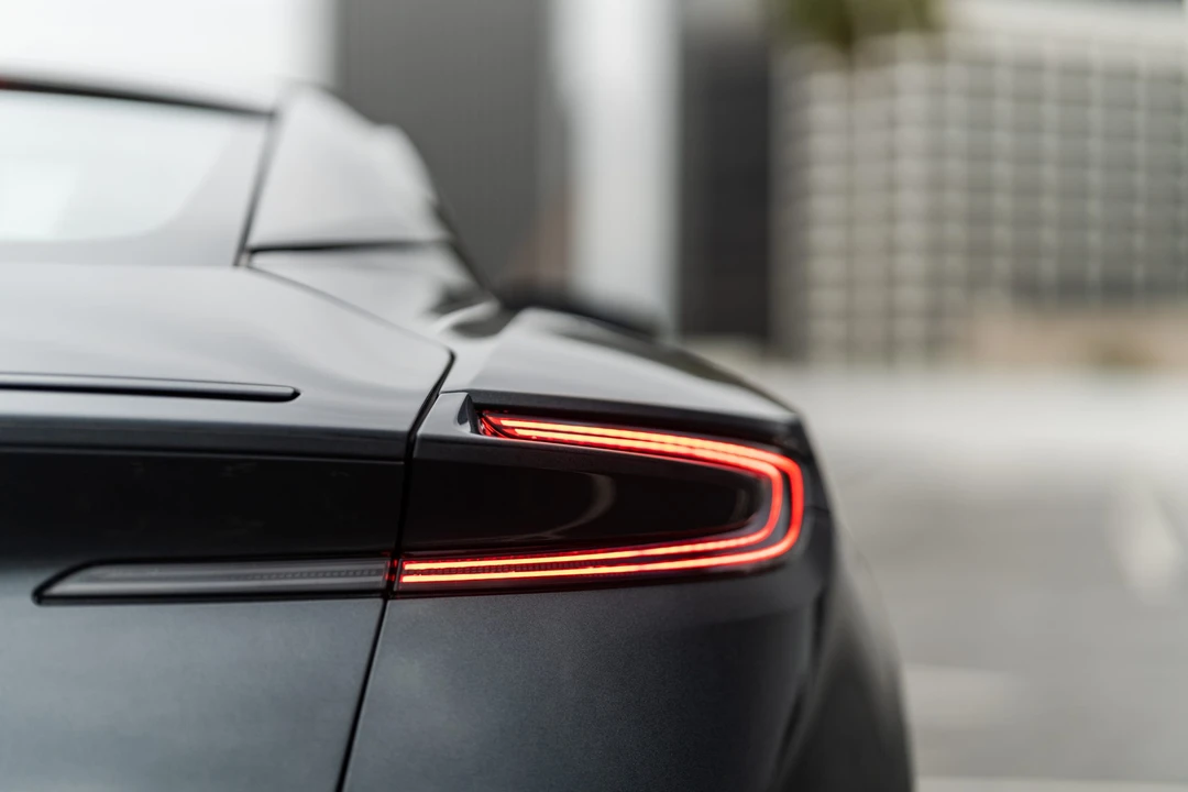 2019 Aston Martin DB11 AMR - Image 14 of 31