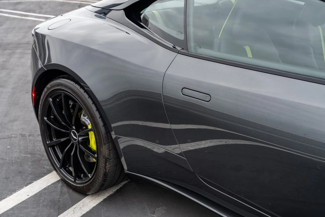 2019 Aston Martin DB11 AMR - Image 17 of 31