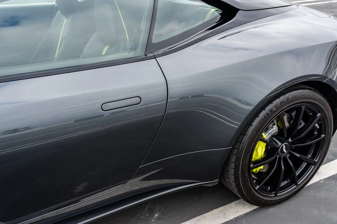 2019 Aston Martin DB11 AMR - Image 12 of 31