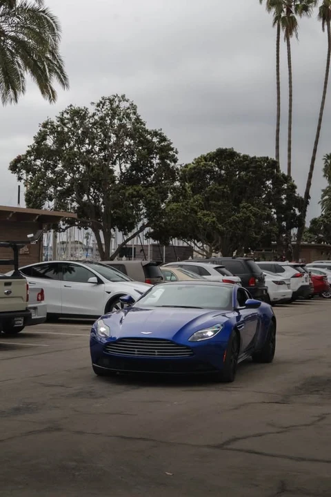 2019 Aston Martin DB11 - Image 4 of 11