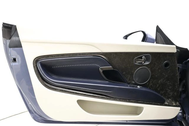 2019 Aston Martin DB11 - Image 12 of 31