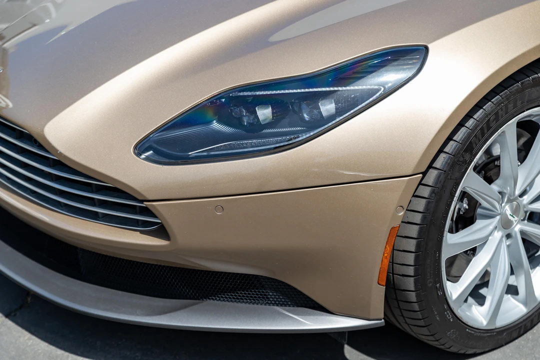 2019 Aston Martin DB11 - Image 17 of 31