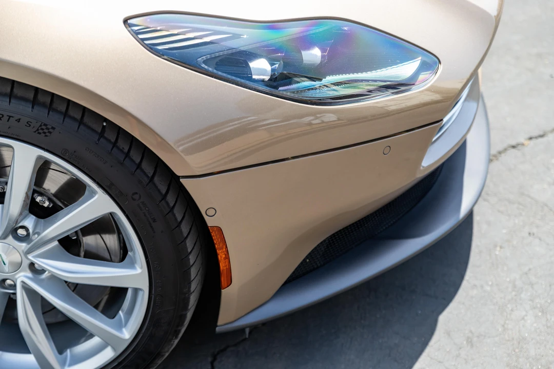2019 Aston Martin DB11 - Image 8 of 31