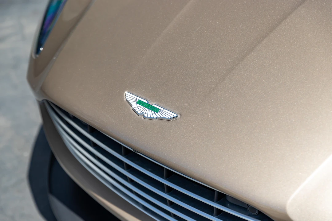 2019 Aston Martin DB11 - Image 13 of 31