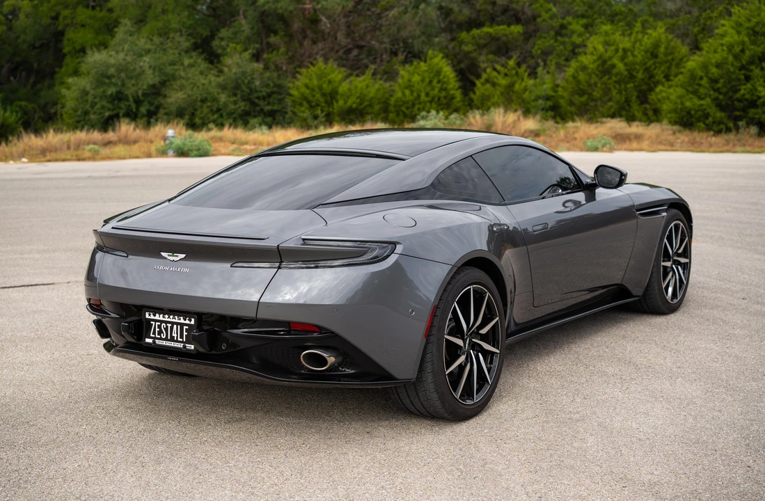 2019 Aston Martin DB11 - Image 15 of 31