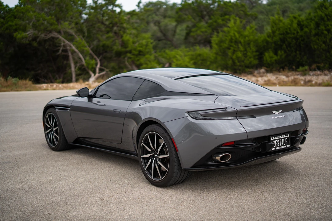 2019 Aston Martin DB11 - Image 13 of 31