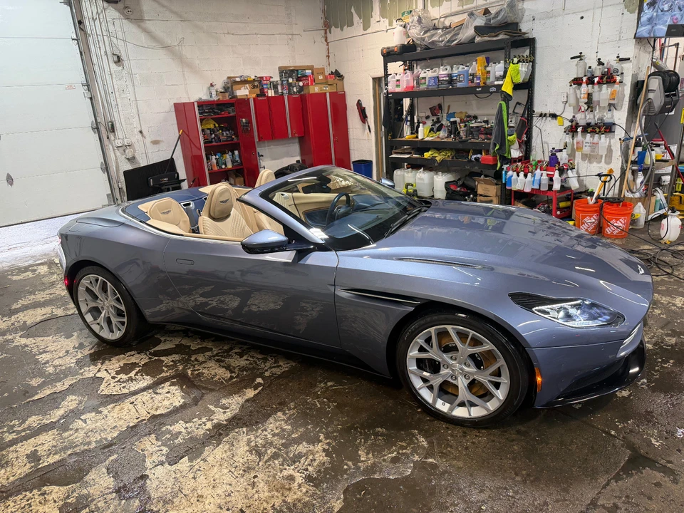 2019 Aston Martin DB11 Volante - Image 2 of 30