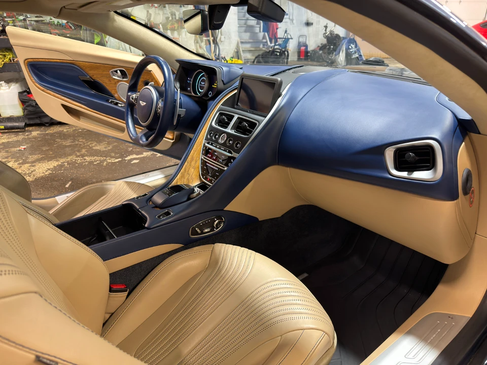 2019 Aston Martin DB11 Volante - Image 15 of 30