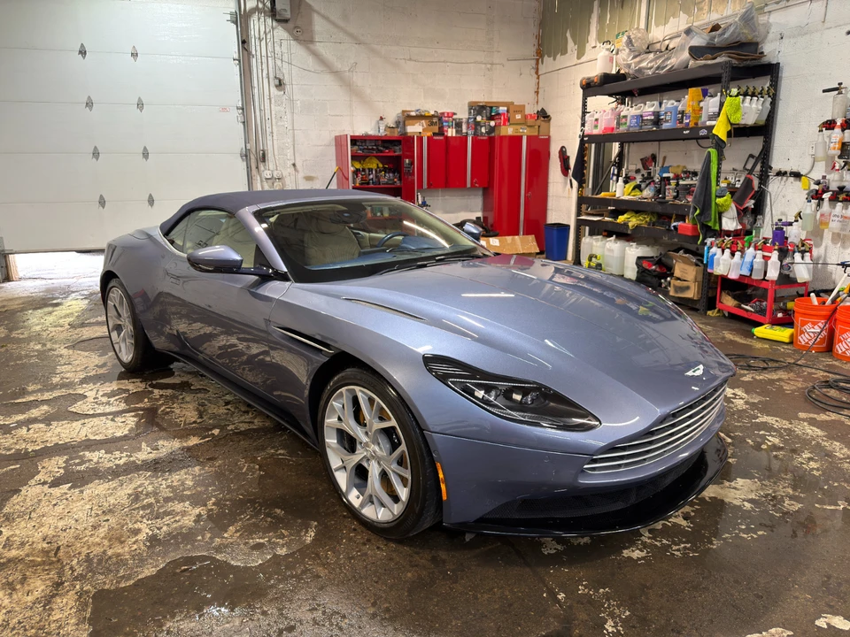 2019 Aston Martin DB11 Volante - Image 28 of 30