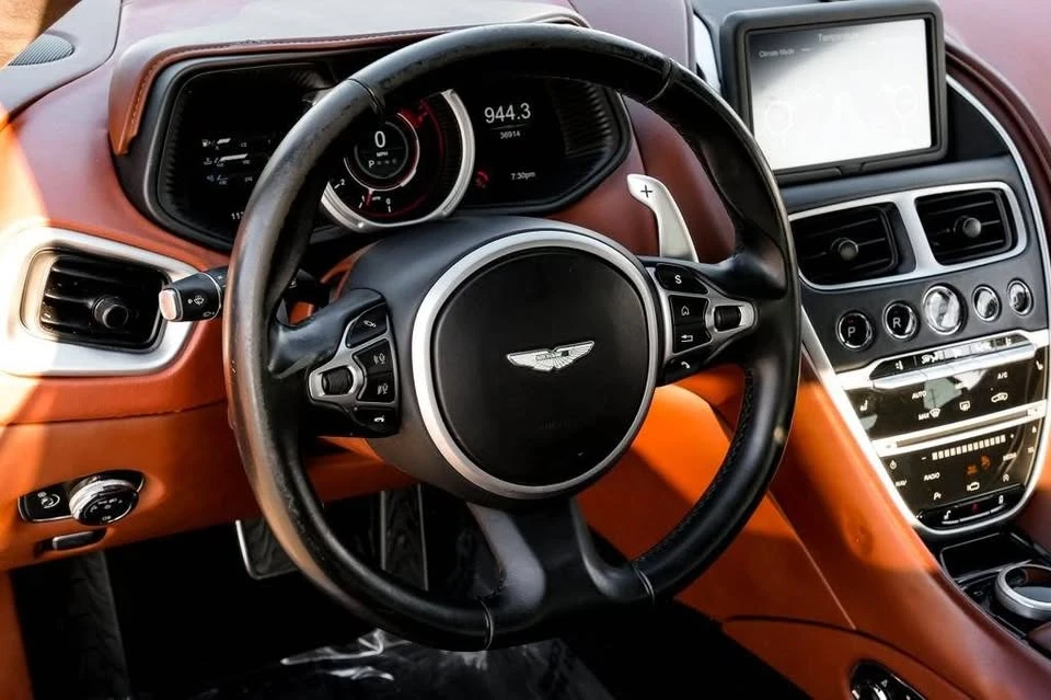 2019 Aston Martin DB11 - Image 16 of 20