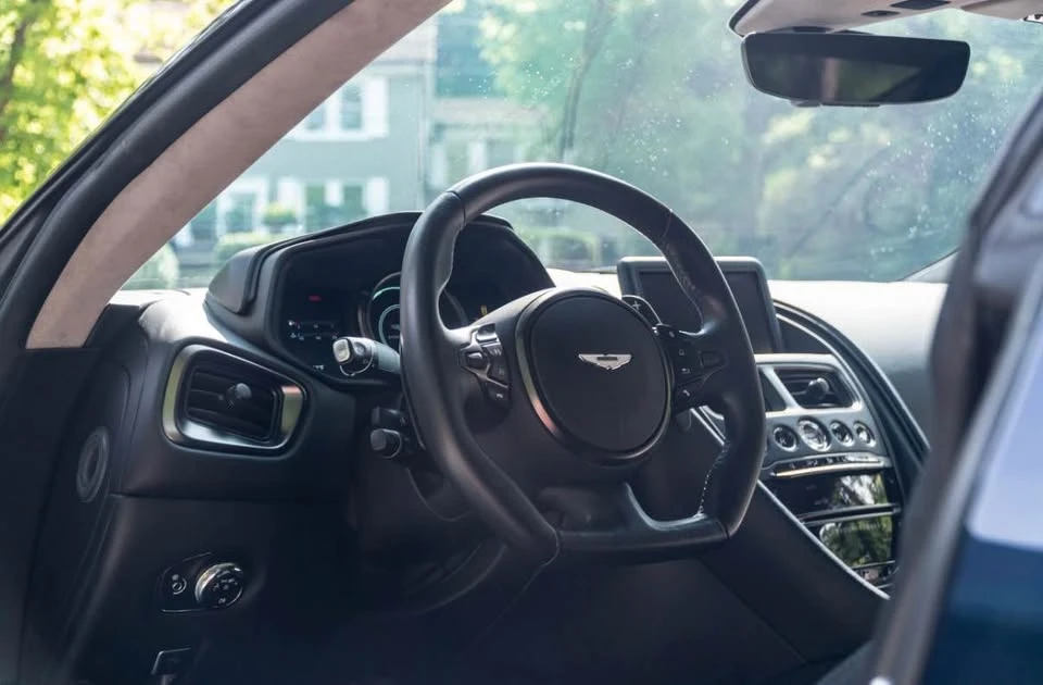 2019 Aston Martin DB11 - Image 11 of 13