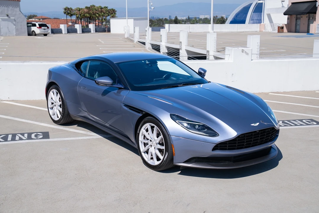 2019 Aston Martin DB11 - Image 25 of 31