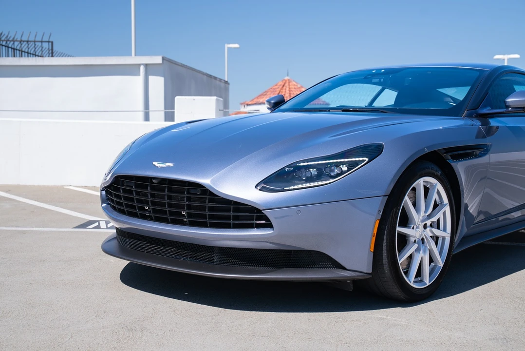 2019 Aston Martin DB11 - Image 5 of 31