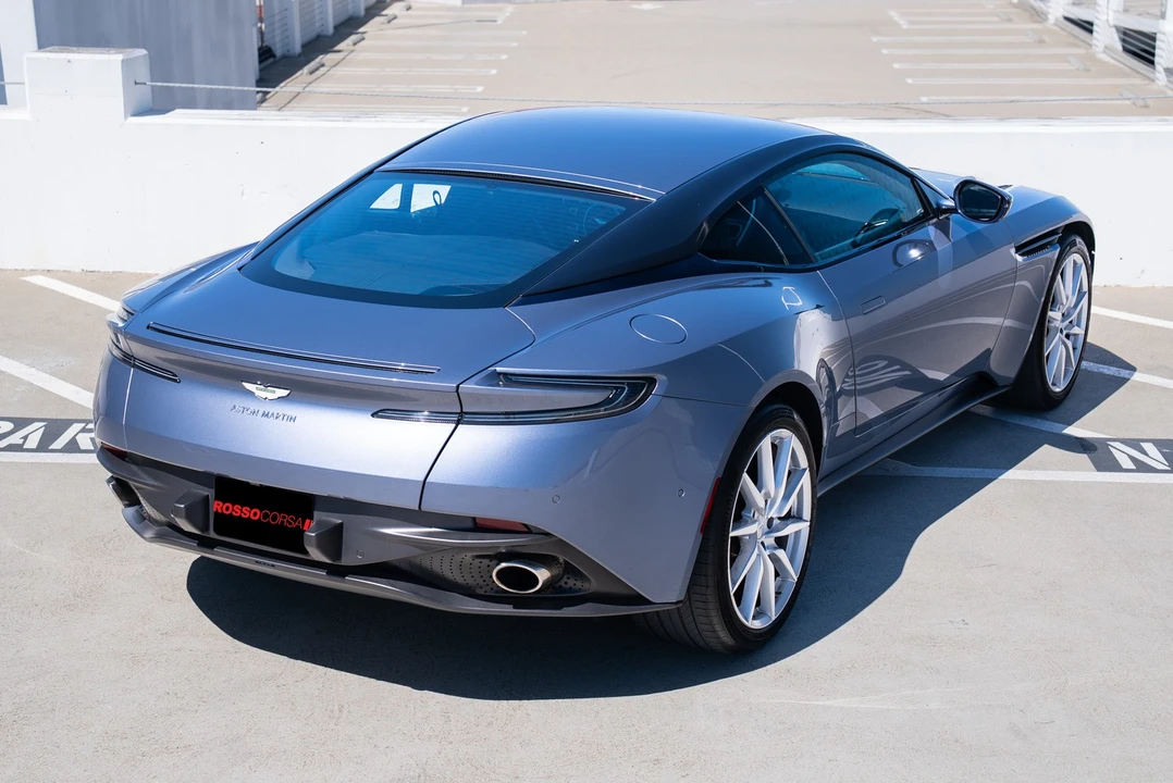 2019 Aston Martin DB11 - Image 14 of 31