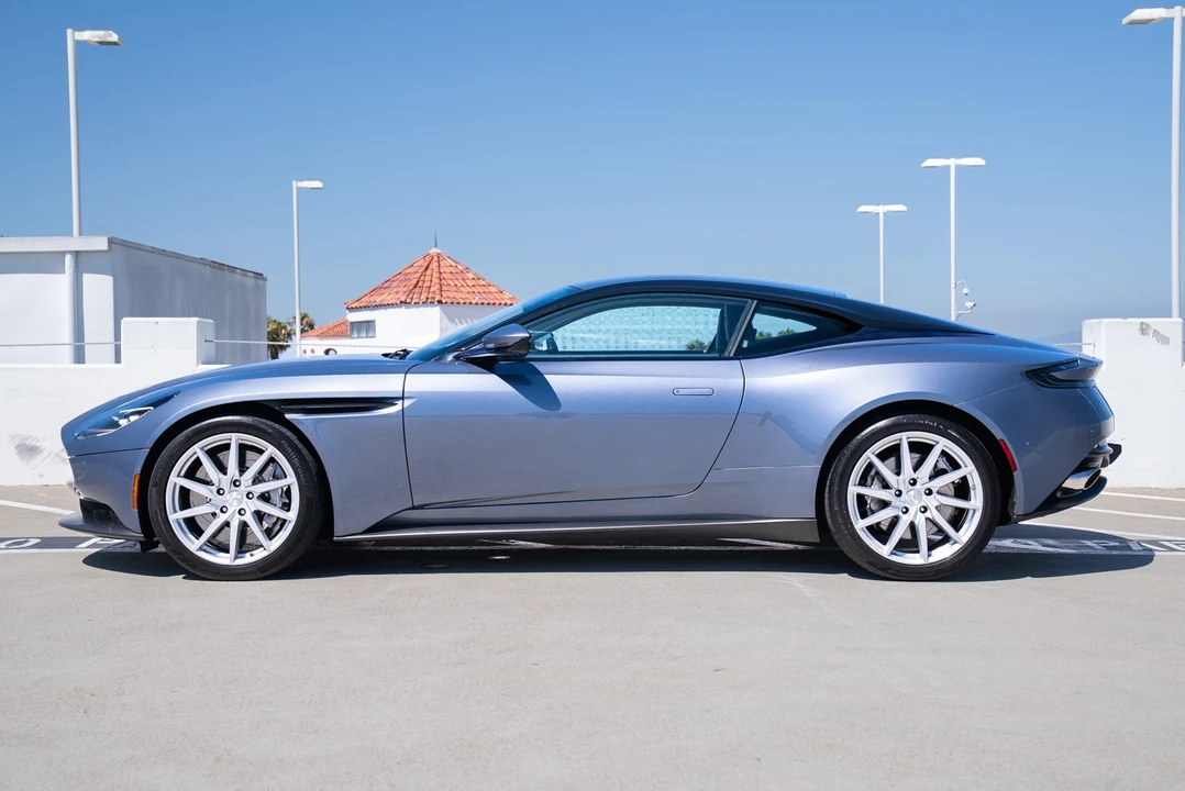 2019 Aston Martin DB11 - Image 6 of 31