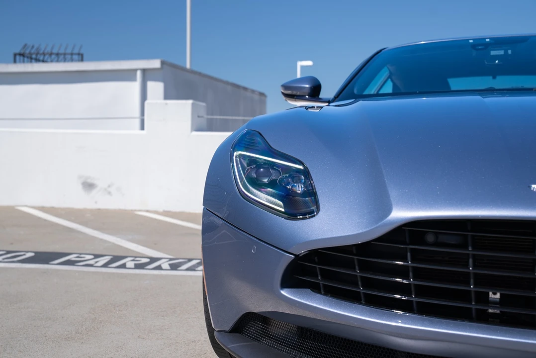 2019 Aston Martin DB11 - Image 29 of 31