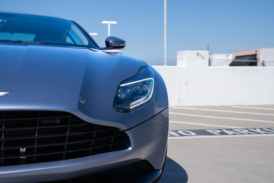 2019 Aston Martin DB11 - Image 30 of 31