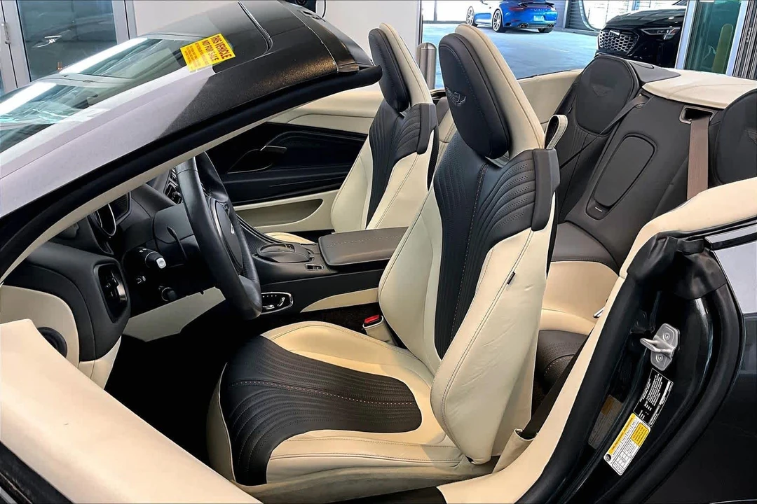2019 Aston Martin DB11 - Image 8 of 12