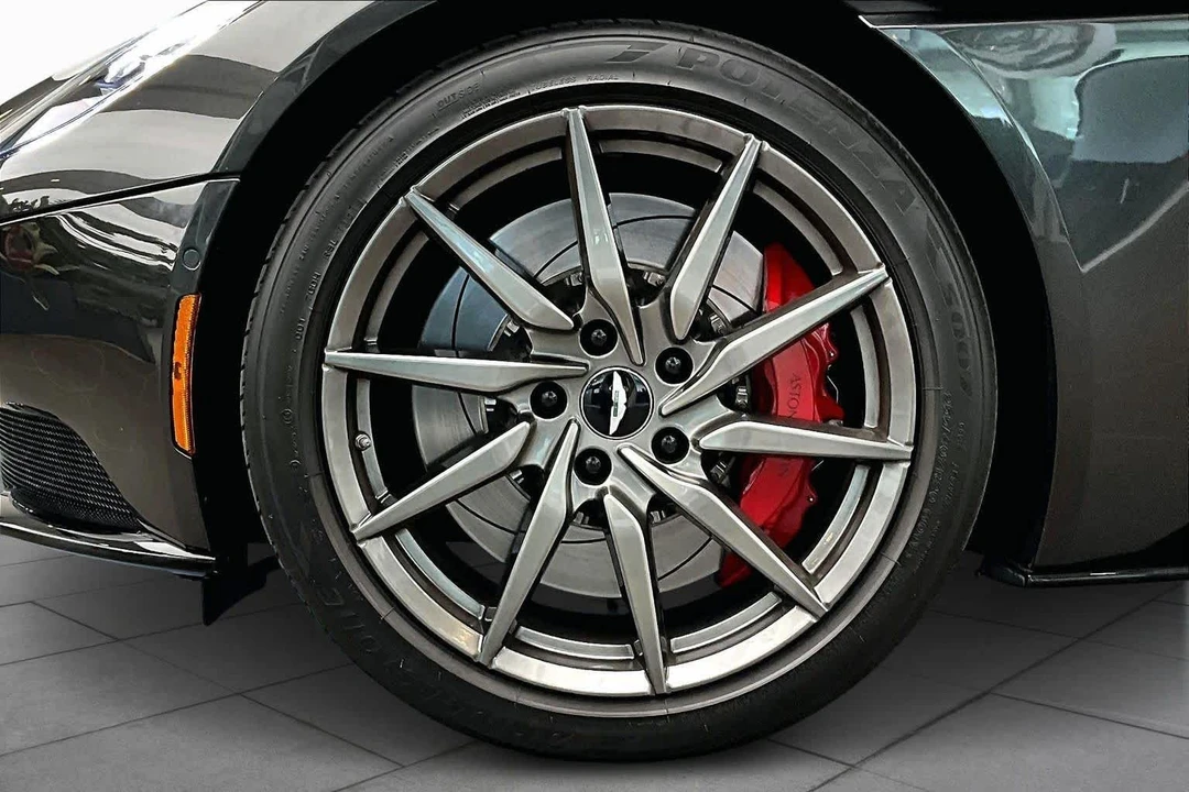 2019 Aston Martin DB11 - Image 10 of 12