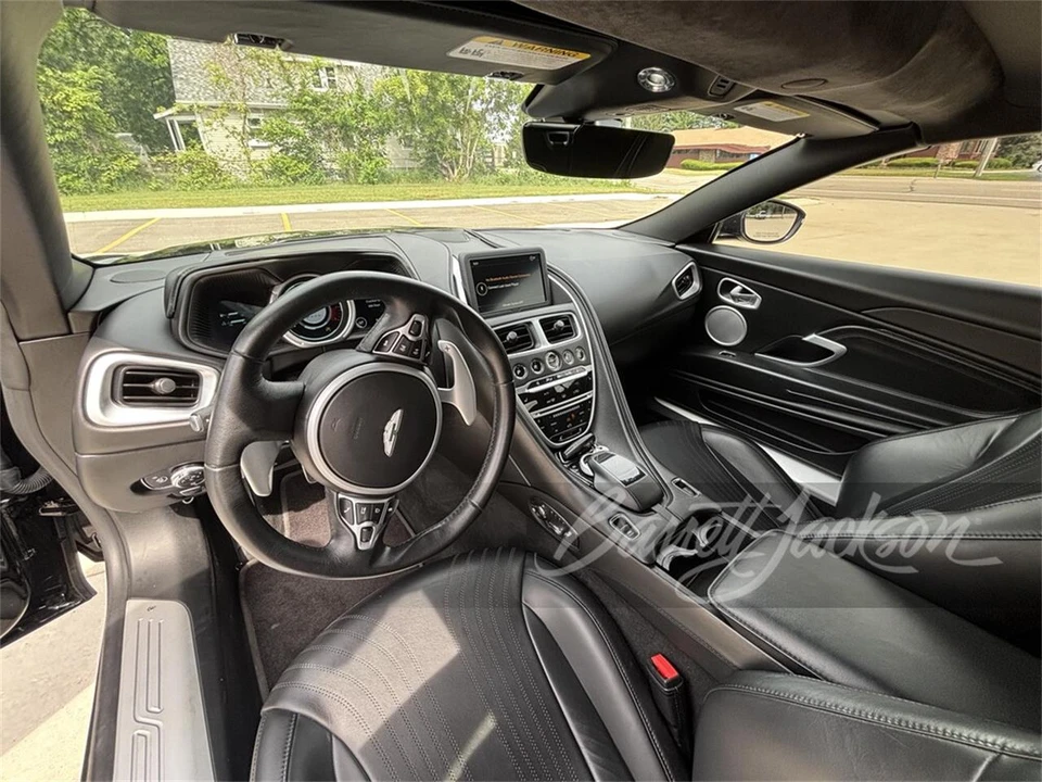 2019 Aston Martin DB11 - Image 4 of 5