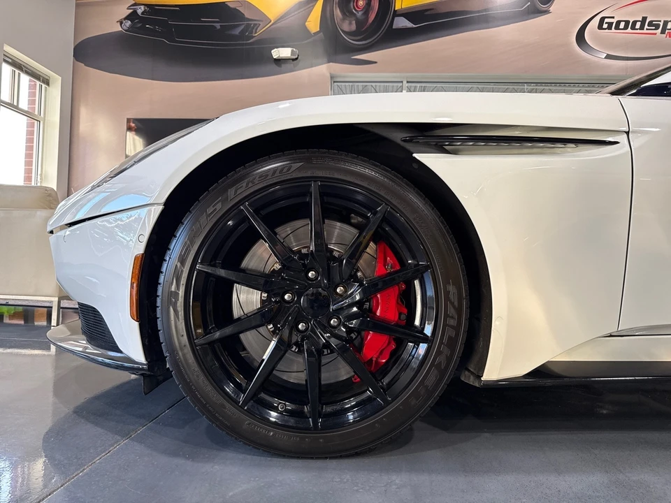2019 Aston Martin DB11 - Image 18 of 31