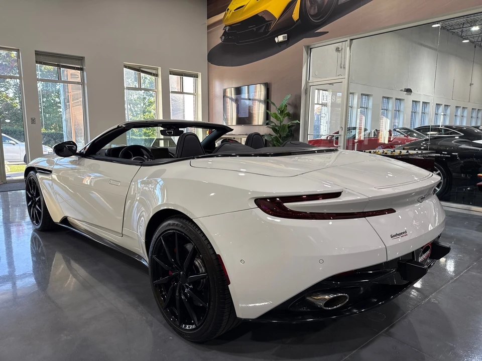 2019 Aston Martin DB11 - Image 31 of 31
