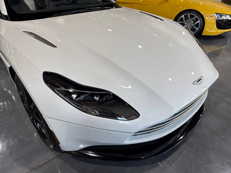 2019 Aston Martin DB11 - Image 26 of 31