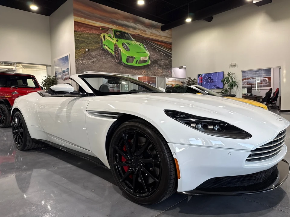 2019 Aston Martin DB11 - Image 22 of 31