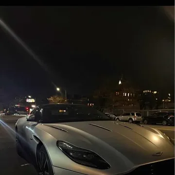 2019 Aston Martin DB11 V12 Coupe