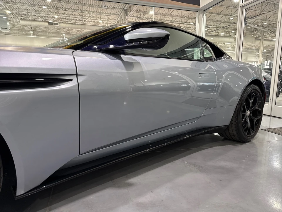 2019 Aston Martin DB11 V8 - Image 26 of 31