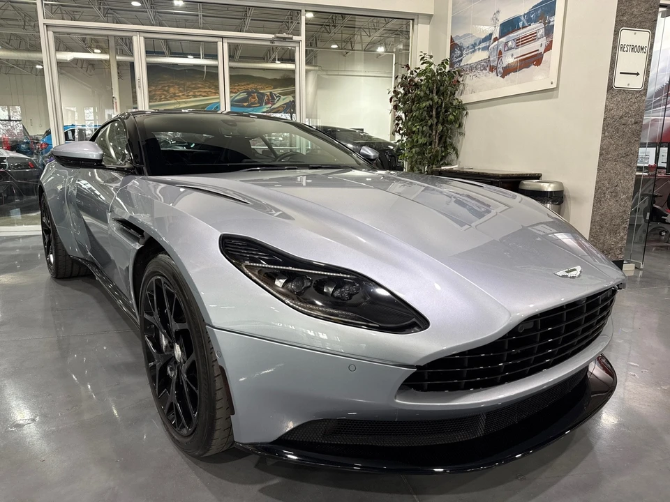 2019 Aston Martin DB11 V8 - Image 22 of 31
