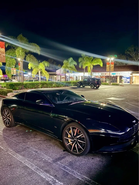 2019 Aston Martin DB11 V8 - Image 8 of 8