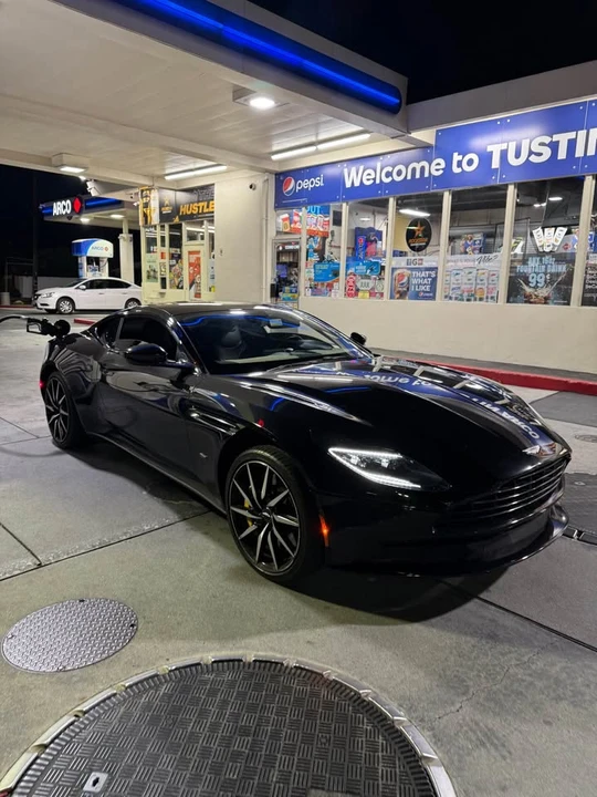 2019 Aston Martin DB11 V8 - Image 3 of 8