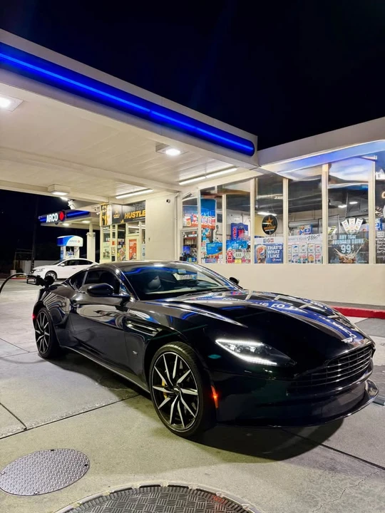2019 Aston Martin DB11 V8 - Image 5 of 8