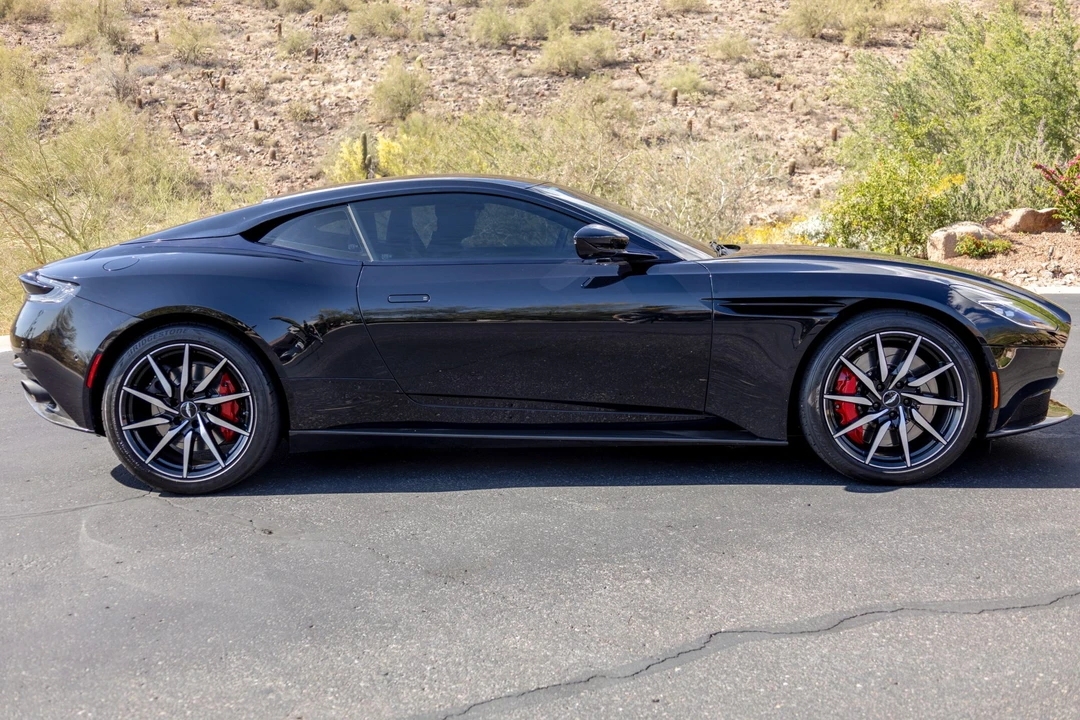 2019 Aston Martin DB11 V8 - Image 7 of 31