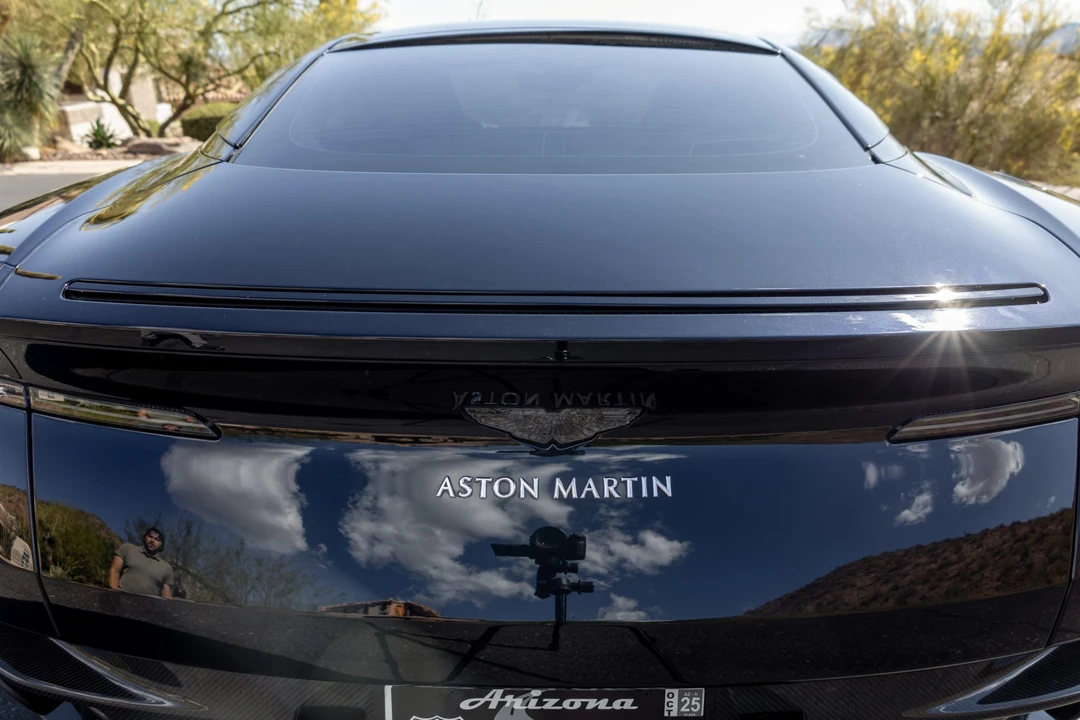 2019 Aston Martin DB11 V8 - Image 30 of 31
