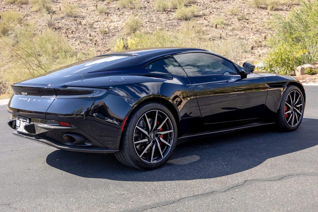 2019 Aston Martin DB11 V8 - Image 6 of 31