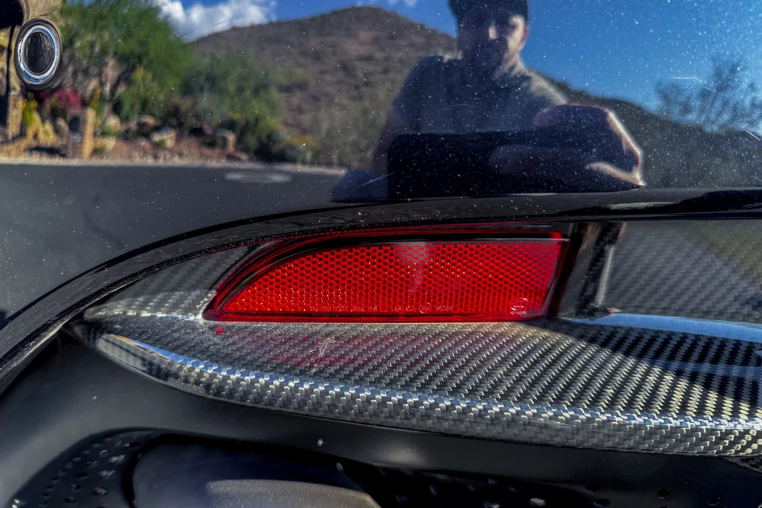2019 Aston Martin DB11 V8 - Image 28 of 31