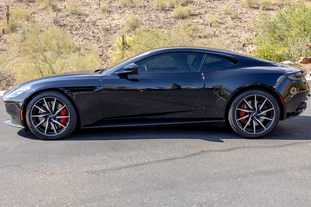 2019 Aston Martin DB11 V8 - Image 3 of 31