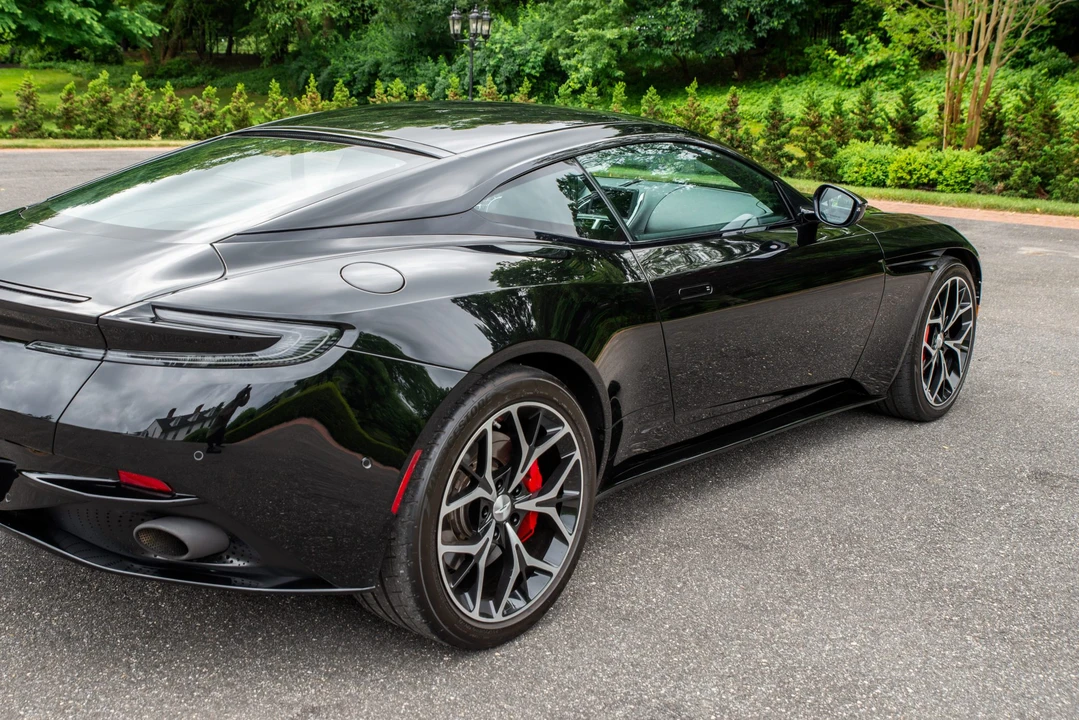2019 Aston Martin DB11 V8 - Image 14 of 31