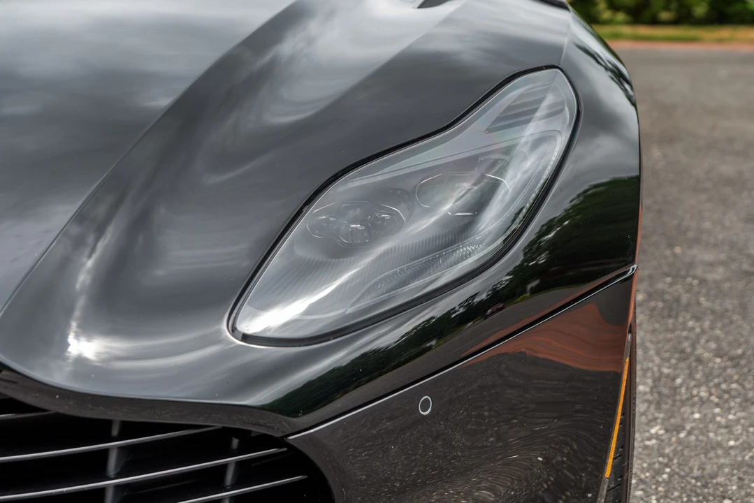 2019 Aston Martin DB11 V8 - Image 18 of 31