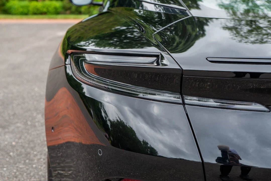 2019 Aston Martin DB11 V8 - Image 26 of 31