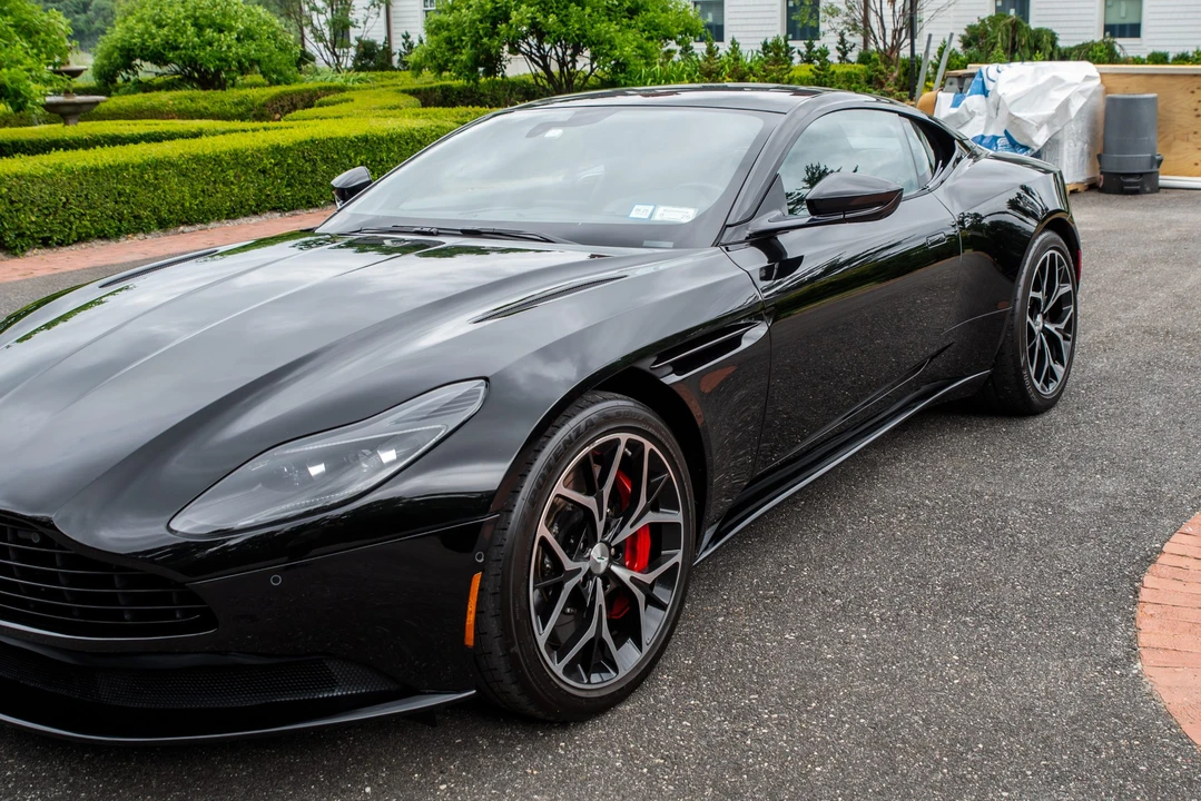 2019 Aston Martin DB11 V8 - Image 12 of 31