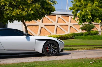 2019 Aston Martin DB11 V8 - Image 26 of 31