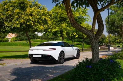 2019 Aston Martin DB11 V8 - Image 23 of 31