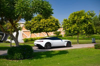 2019 Aston Martin DB11 V8 - Image 20 of 31