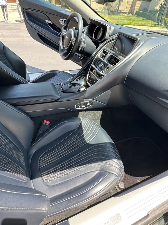 2019 Aston Martin DB11 V8 - Image 12 of 12