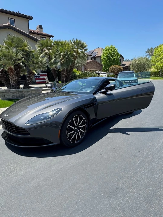 2019 Aston Martin DB11 V8 - Image 11 of 20