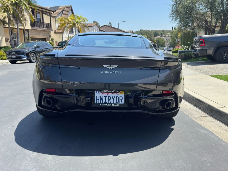 2019 Aston Martin DB11 V8 - Image 2 of 12